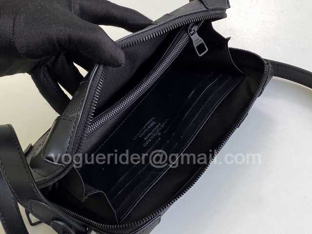 M45671 Soft Trunk Wallet 22 M45671 Soft Trunk Wallet 22