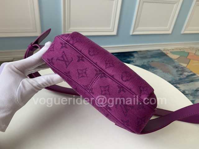 M44624 Outdoor 21 M44624 Outdoor 21