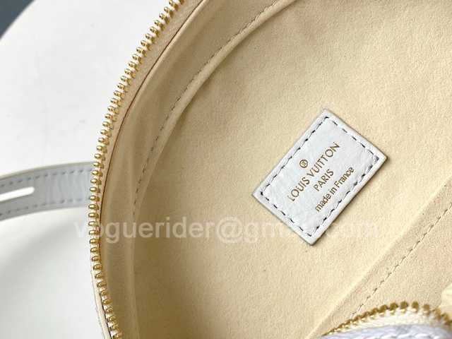 M52294 Boite Chapeau 22 M52294 Boite Chapeau 22