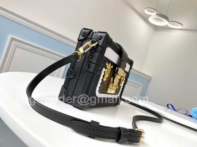 M55436 Petite Malle Box 19 M55436 Petite Malle Box 19