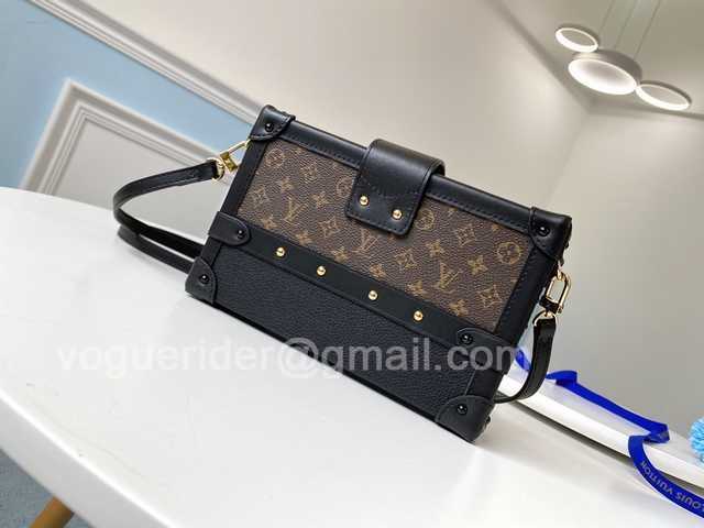 M55436 Petite Malle Box 19 M55436 Petite Malle Box 19