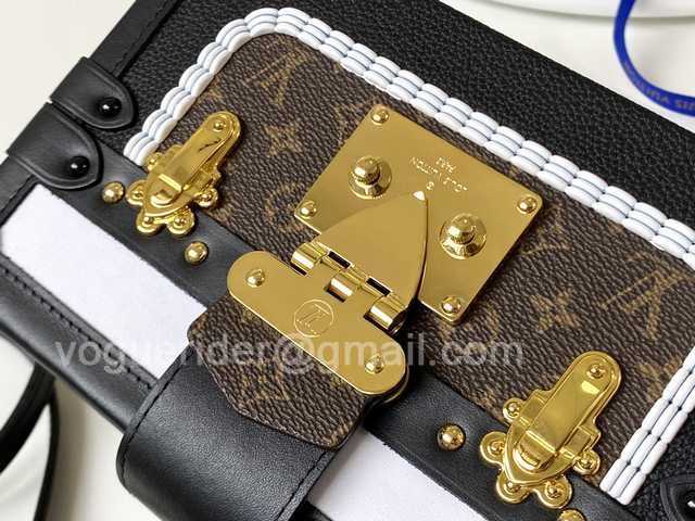 M55436 Petite Malle Box 19 M55436 Petite Malle Box 19
