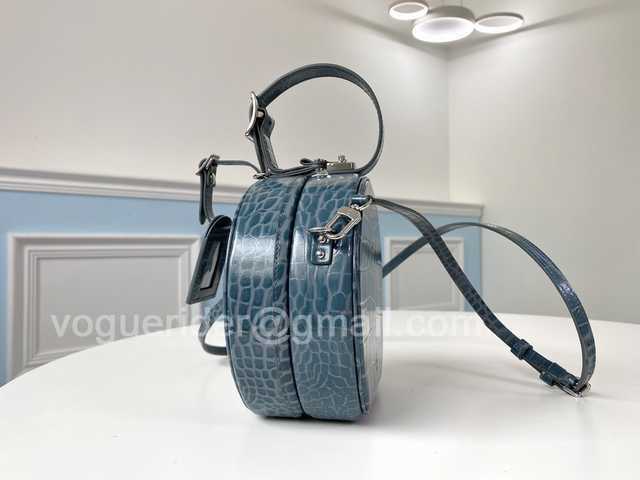 M43514 Petite Boite Chapeau 17 M43514 Petite Boite Chapeau 17