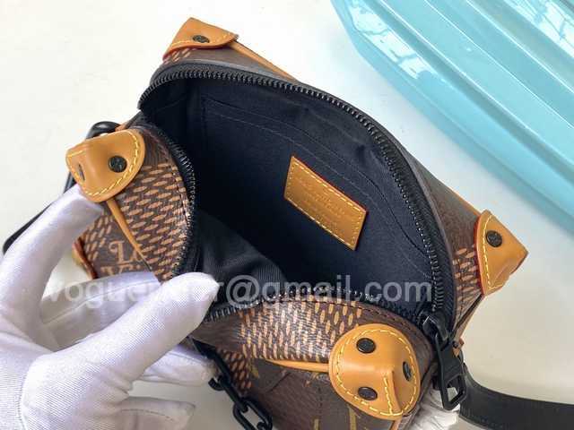N60394 Mini Soft Trunk 18 N60394 Mini Soft Trunk 18