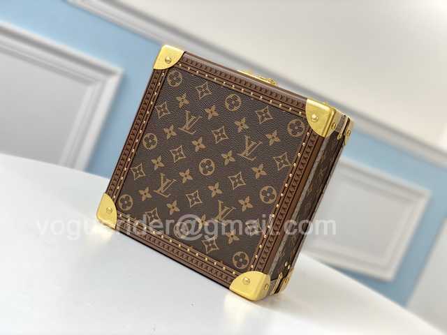 M44185 Jewelry Case 23 Brown M44185 Jewelry Case 23 Brown