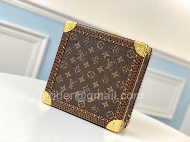 M44185 Jewelry Case 23 Orange M44185 Jewelry Case 23 Orange