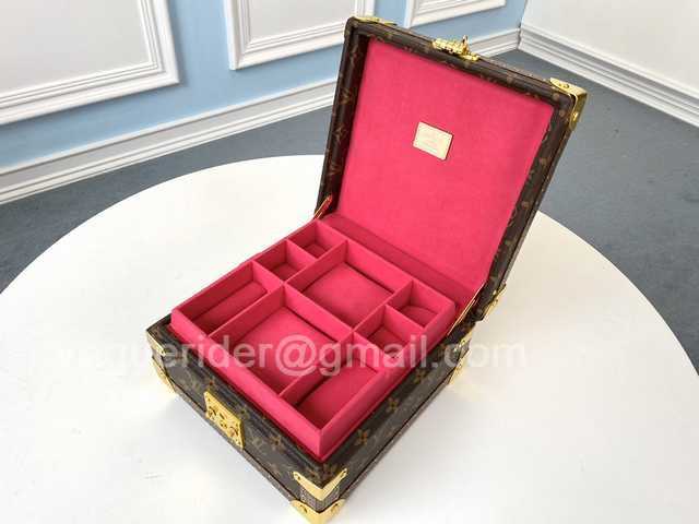 M44185 Jewelry Case 23 Rose M44185 Jewelry Case 23 Rose