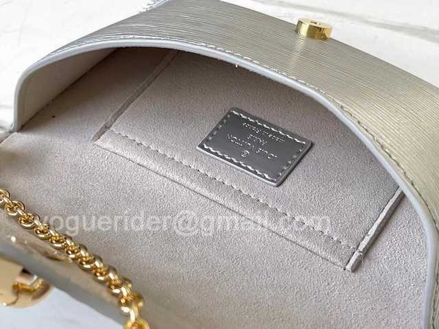 M80819 Padlock on Strap 19 M80819 Padlock on Strap 19