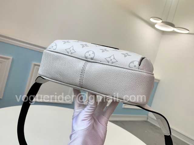 M30247 Outdoor 21 M30247 Outdoor 21