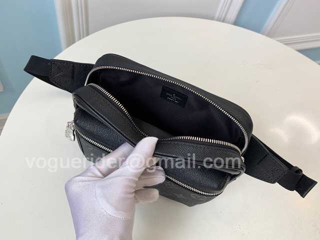 M30245 Outdoor 21 M30245 Outdoor 21