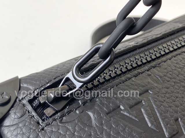 M44480 Mini Soft Trunk 18 M44480 Mini Soft Trunk 18
