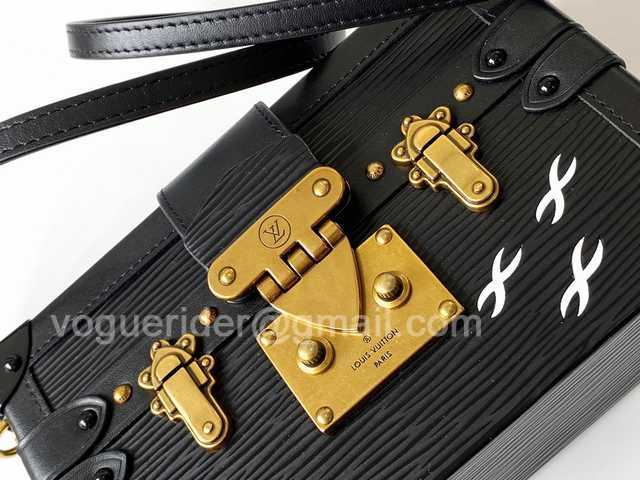 M40273 Petite Malle Box 19 M40273 Petite Malle Box 19