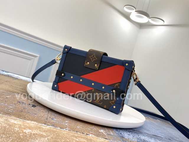 M55437 Petite Malle Box 19 M55437 Petite Malle Box 19