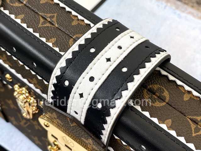 M51600 Petite Malle Box 19 M51600 Petite Malle Box 19