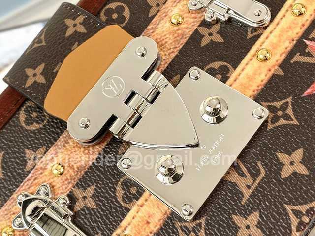 M52737 Petite Malle Box 19 M52737 Petite Malle Box 19