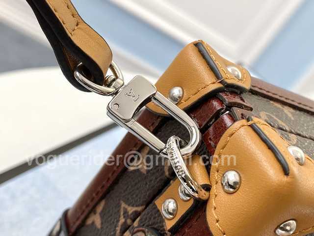 M52737 Petite Malle Box 19 M52737 Petite Malle Box 19