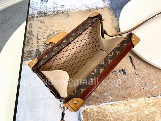 M52737 Petite Malle Box 19 M52737 Petite Malle Box 19