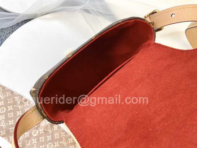 M44860 Sac Tambourin 19 M44860 Sac Tambourin 19
