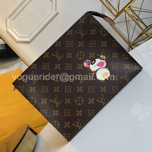 M47542 Toilet Bag 26 M47542 Toilet Bag 26