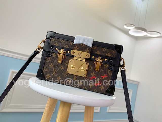 M44199 Petite Malle Box 19 bronze M44199 Petite Malle Box 19 bronze