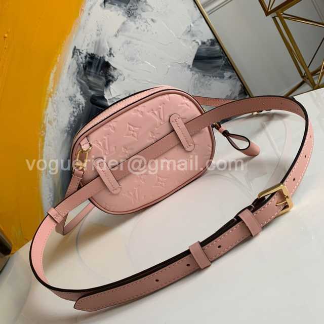 M90464 Belt Bag 18 M90464 Belt Bag 18