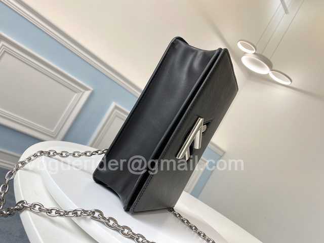 M68560 Twist Belt 19 M68560 Twist Belt 19