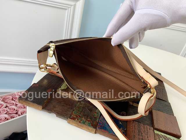 M51980 Pochette Accessories 21 M51980 Pochette Accessories 21