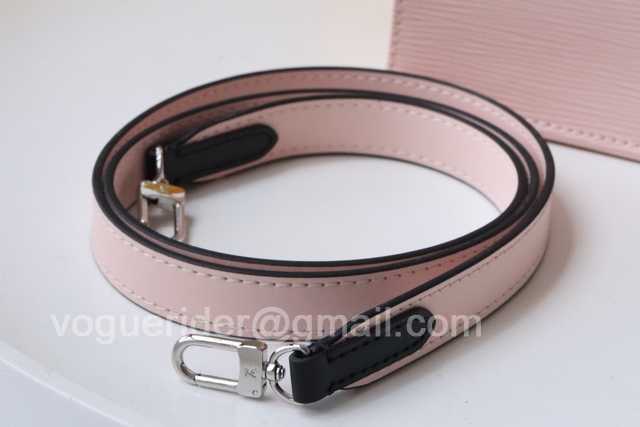 M69441 Petit Sac Plat 17 M69441 Petit Sac Plat 17