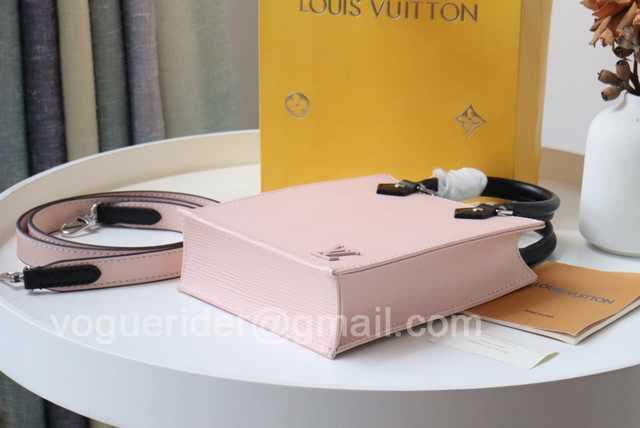 M69441 Petit Sac Plat 17 M69441 Petit Sac Plat 17