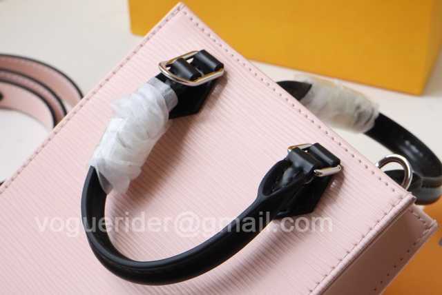 M69441 Petit Sac Plat 17 M69441 Petit Sac Plat 17