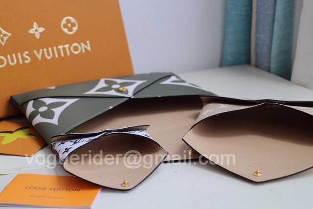 M67600 Pochette Kirigami 23 M67600 Pochette Kirigami 23