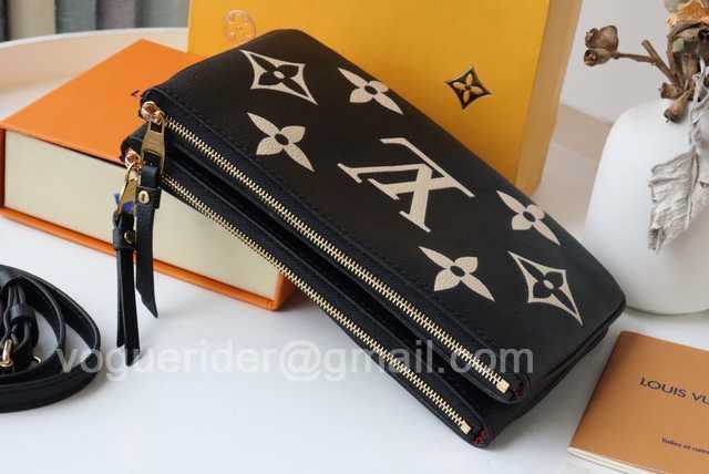 M69203 Double Zip Pochette 20 M69203 Double Zip Pochette 20