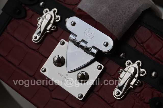 M40273 Petite Malle 19 M40273 Petite Malle 19
