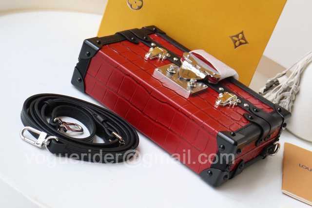 M40273 Petite Malle 19 M40273 Petite Malle 19