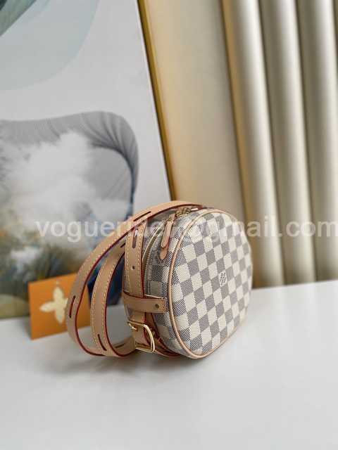 N40333 Boite Chapeau Souple 17 N40333 Boite Chapeau Souple 17