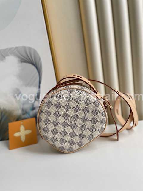 N40333 Boite Chapeau Souple 17 N40333 Boite Chapeau Souple 17