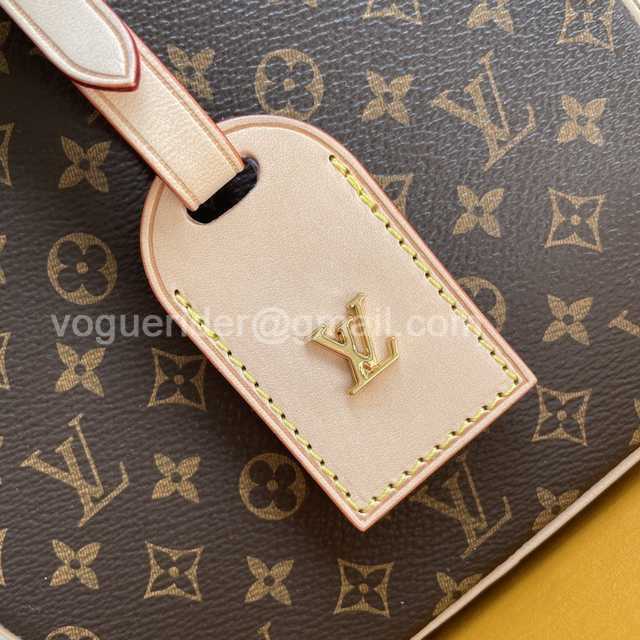 M43514 Petite Boite Chapeau 17 M43514 Petite Boite Chapeau 17