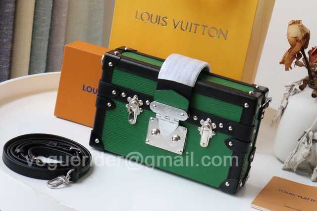 M40273 Petite Malle 19 M40273 Petite Malle 19