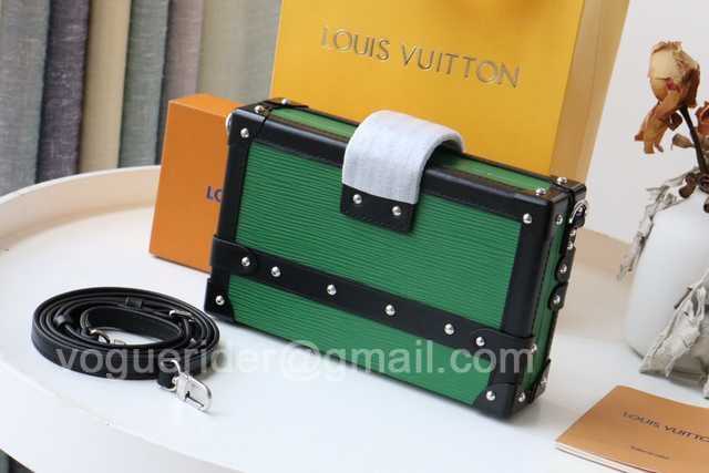 M40273 Petite Malle 19 M40273 Petite Malle 19