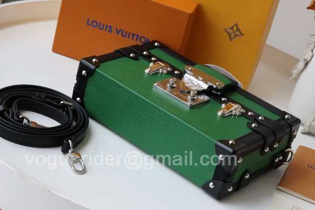M40273 Petite Malle 19 M40273 Petite Malle 19
