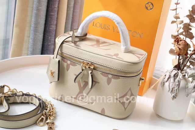 M45599 Vanity 19 M45599 Vanity 19