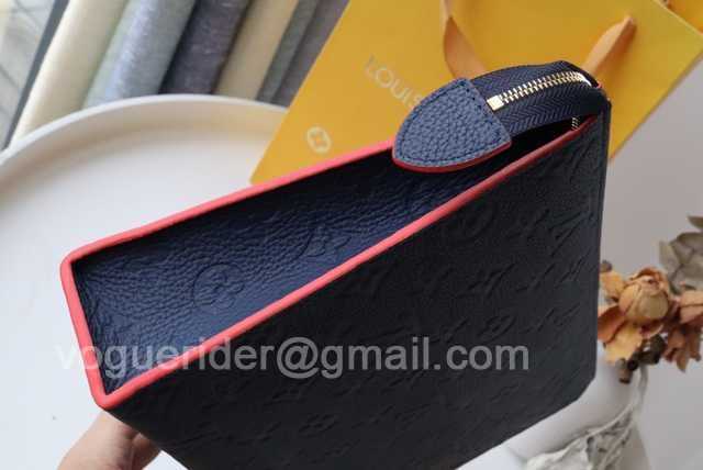 M41058/M45665 Toilet Bag 26 M41058/M45665 Toilet Bag 26