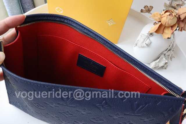 M41058/M45665 Toilet Bag 26 M41058/M45665 Toilet Bag 26