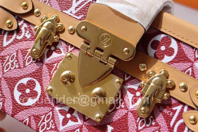 M40273 Petite Malle 19 M40273 Petite Malle 19