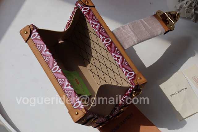 M40273 Petite Malle 19 M40273 Petite Malle 19