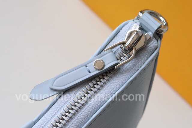 M80483 Easy Pouch On Strap 19 M80483 Easy Pouch On Strap 19