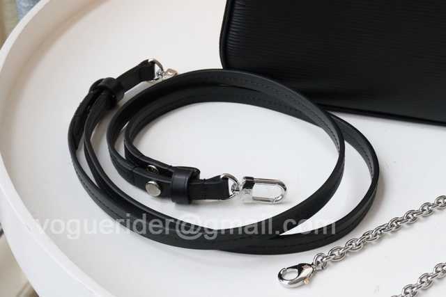 M80483 Easy Pouch On Strap 19 M80483 Easy Pouch On Strap 19