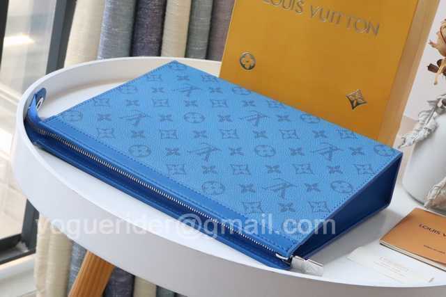 M30761 Pochette Voyage M30761 Pochette Voyage