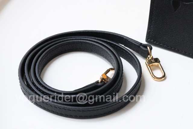 M80478 Petit Sac Plat 17 M80478 Petit Sac Plat 17