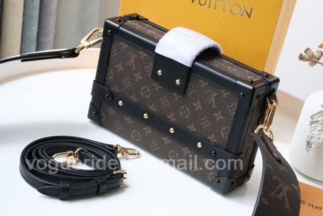 M45554 Petite Malle 19 M45554 Petite Malle 19